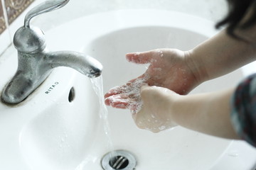 冬季防疫不放松，再来温习一遍如何洗手